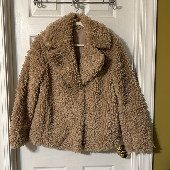 Kenzie Women's Faux Fur Reversible Coat - Picture 5 of 14